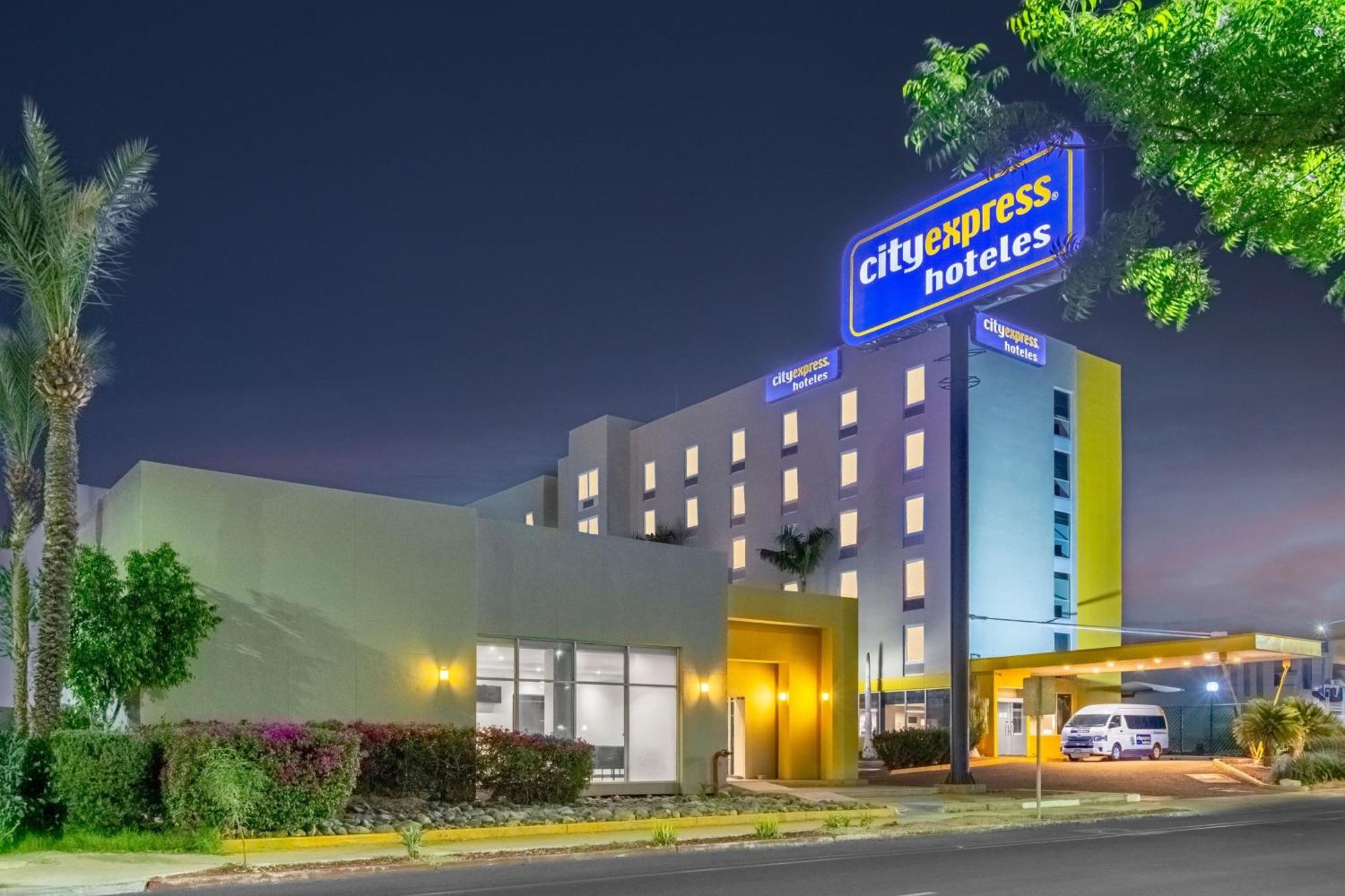 City Express By Marriott Хермосило Екстериор снимка