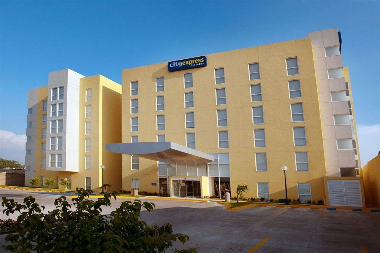 City Express By Marriott Хермосило Екстериор снимка